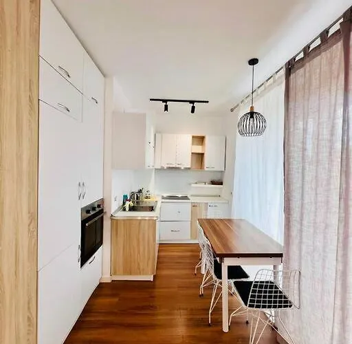 Duka's Lägenhet Tirana